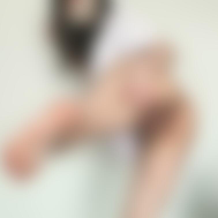 恥ずかしいところ広げるので隅々まで見ていってください♪