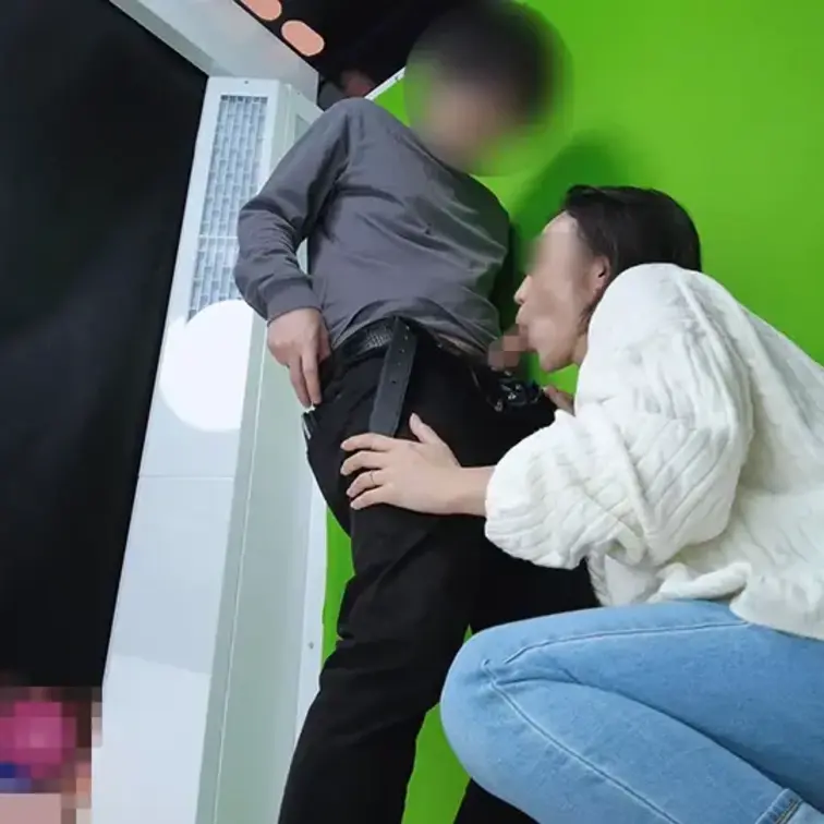 童貞オフパコ変態人妻の筆おろし生ハメ中出し SEX【個人撮影】